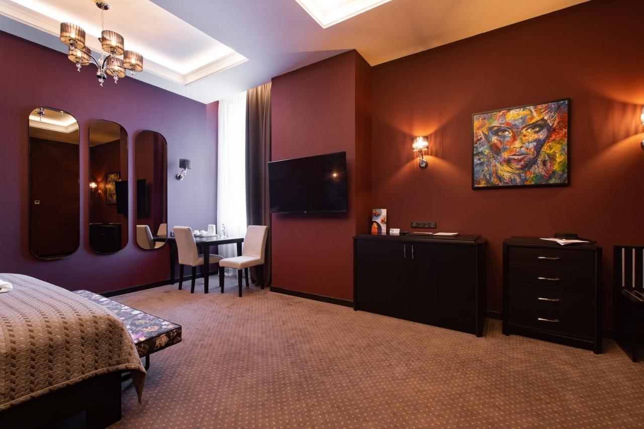 Tsunami Spa Hotel Dnipro Bagian luar foto