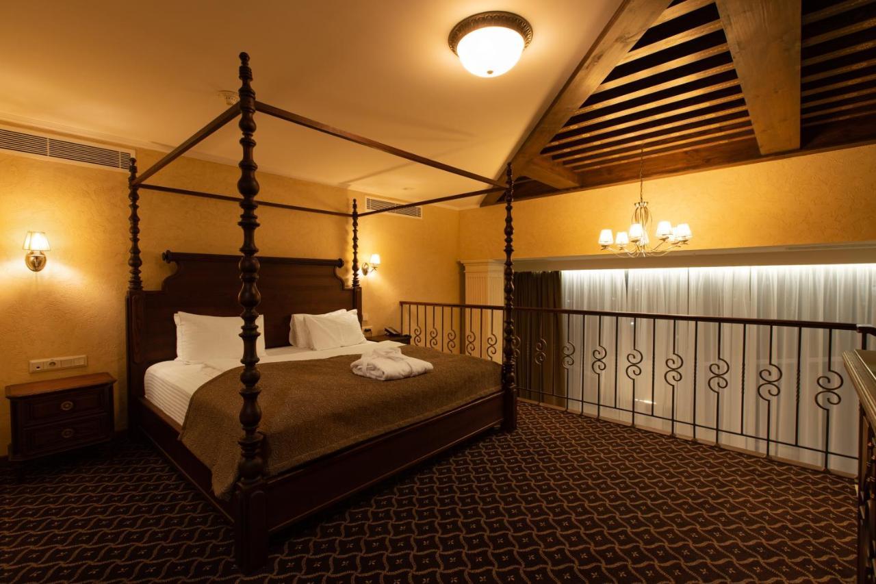 Tsunami Spa Hotel Dnipro Bagian luar foto