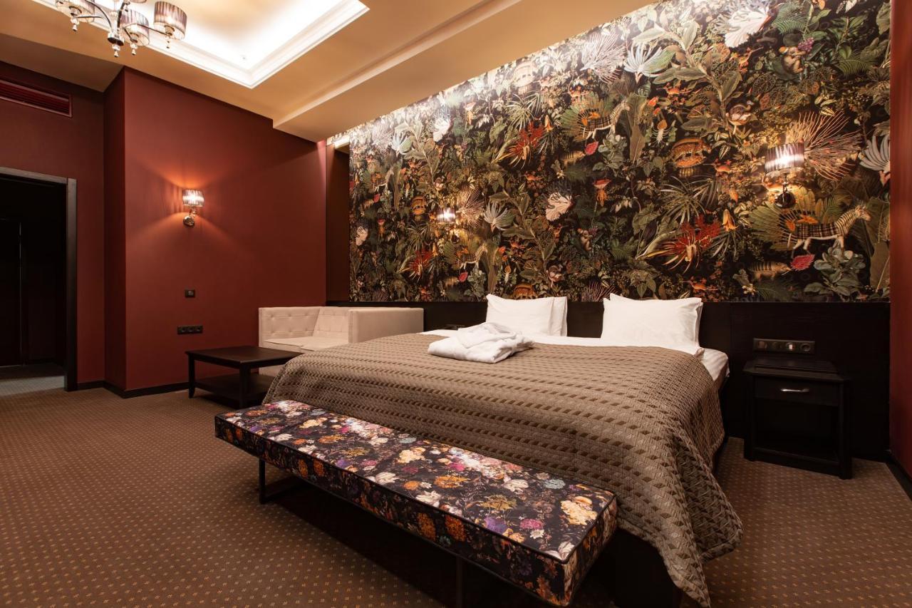 Tsunami Spa Hotel Dnipro Bagian luar foto